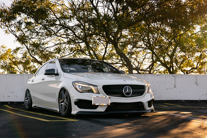 Now Available: Air Lift Mercedes Kits on Bag Riders